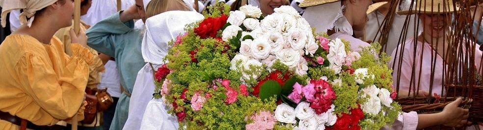 Historical peasants&#039; market